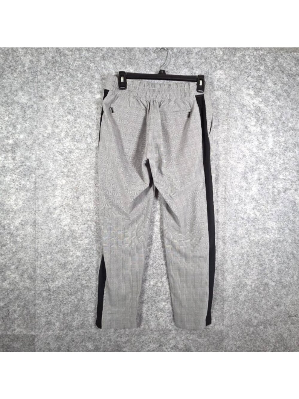 Athleta Brooklyn Plaid Tapered Ankle Pants Gray Black Stripe Size 4P - Picture 7 of 11